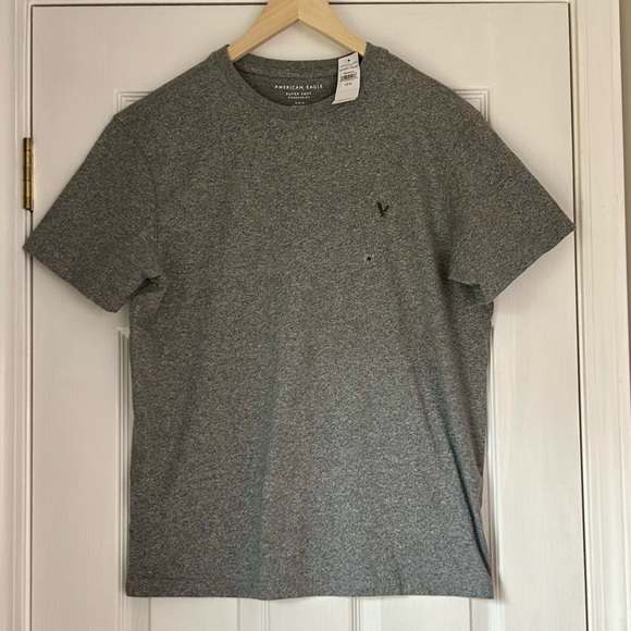 AE Super Soft  T-Shirt NWT - Picture 1 of 3